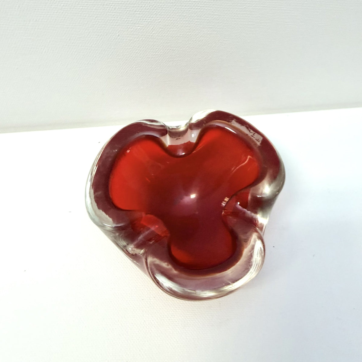 Scrumieră Murano Roșie – Ø11 × 5 cm