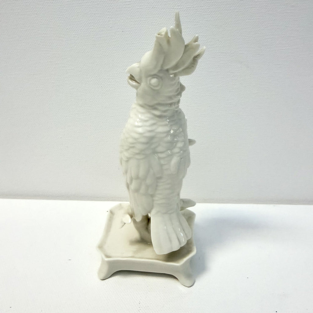 Bibelou din Porțelan Fin Nymphenburg Nr. 677 – 7 × 7 × 17 cm
