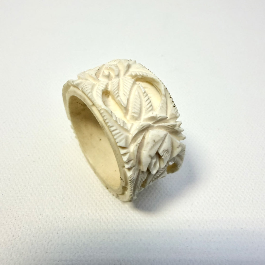 Set 5 Inele pentru Șervețele Sculptate în Os – Ø4 × 2 cm