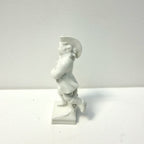 Bibelou din Porțelan Fin KPM – Figură Zodiacală, Copil – cca. 1900 – 4 × 5 × 11 cm