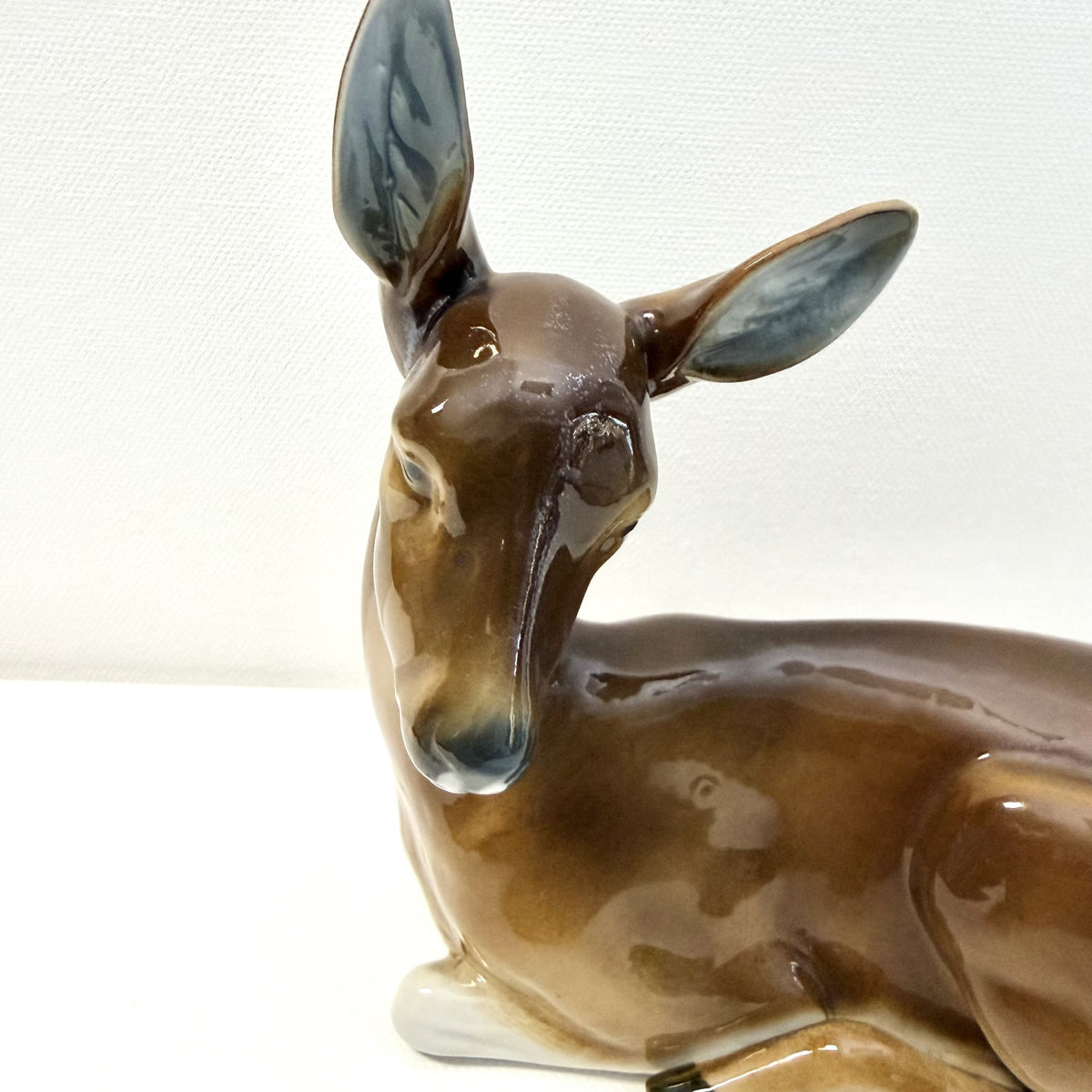 Bibelou din Porțelan Fin Fassold & Stauch, cca. 1920, Nr. 17987 – 15 × 7 × 14 cm