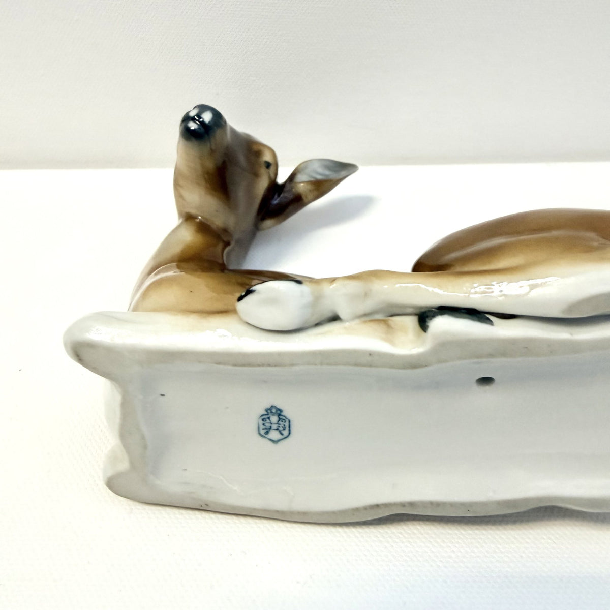 Bibelou din Porțelan Fin Fassold & Stauch, cca. 1920, Nr. 17987 – 15 × 7 × 14 cm