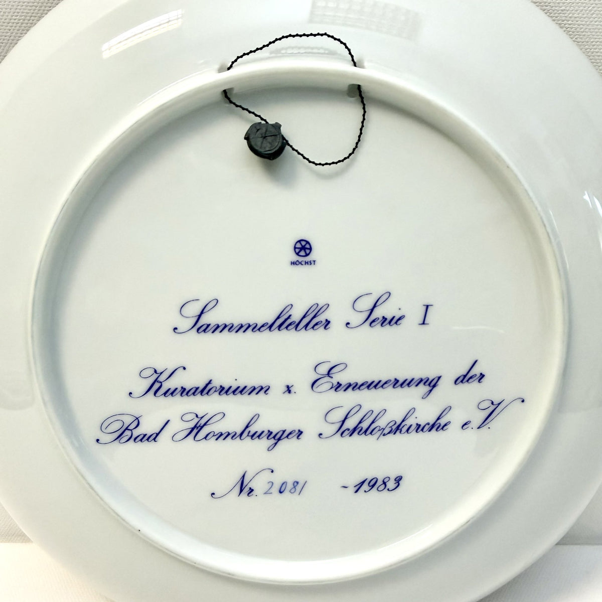 Farfurie Decorativă din Porțelan Fin Höchst, Ediție Limitată – Ø25,5 cm