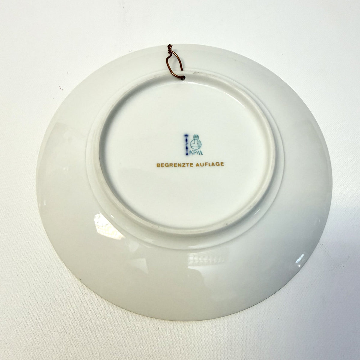 Farfurie Decorativă din Porțelan Fin KPM – Ø19,5 cm