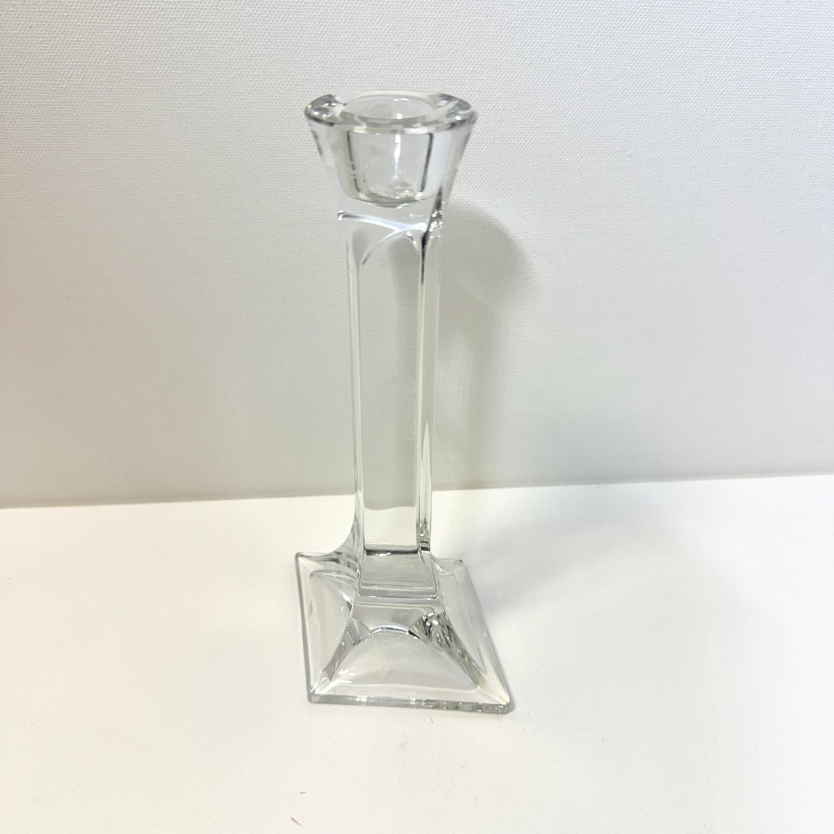 Suport de Lumânare din Cristal 24% PbO – 11,5 × 9 × 20 cm
