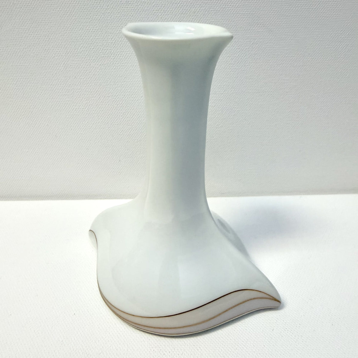 Suport de Lumânare din Porțelan Fin Hutschenreuther – 12 × 8,5 × 13 cm