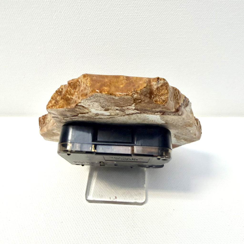 Ceas Quartz din Granit cu Cifre și Limbi Aurii – 10 × 7 × 10 cm