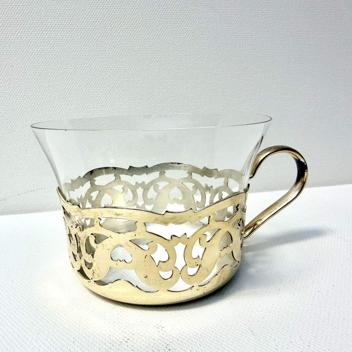 Set 6 Cești din Sticlă cu Suport Metalic Placat cu Argint – Ø8,5 × 6 cm