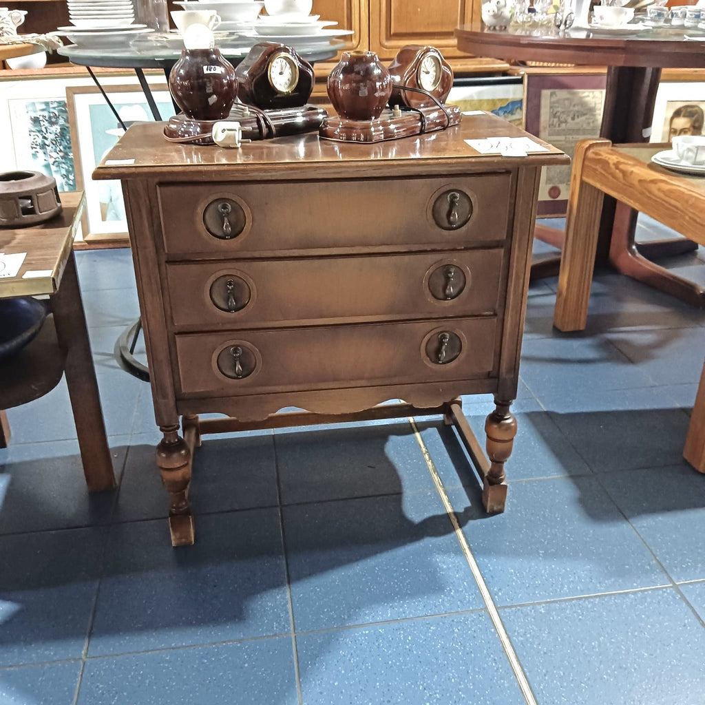 Comodă din Lemn cu 3 Sertare – 65 × 38 × 56 cm