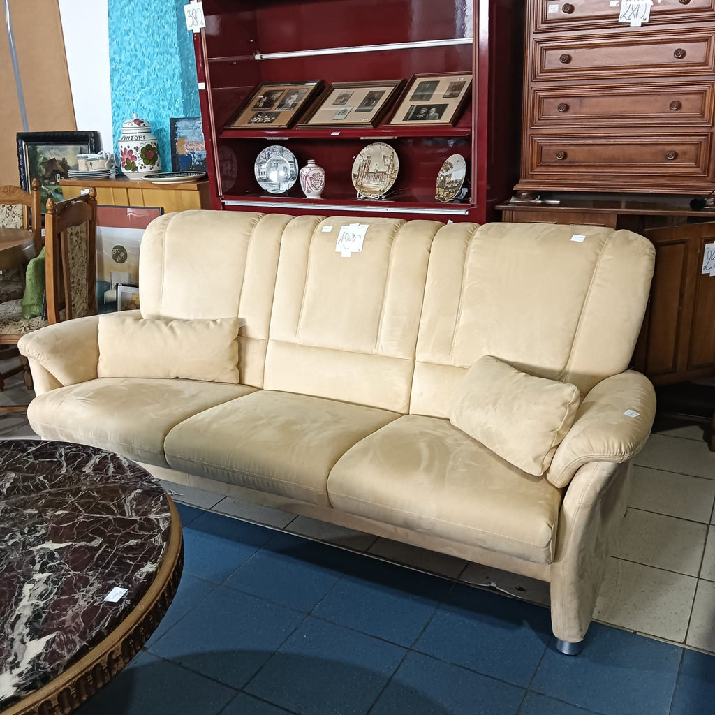 Canapea 3 Locuri din Piele Întoarsă Crem – 207 × 72 × 93 cm