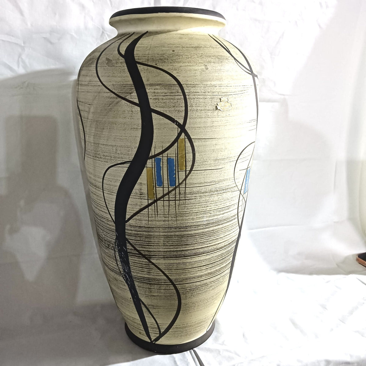 Vază din Ceramică Lucrată Manual – Ø30 × 52 cm