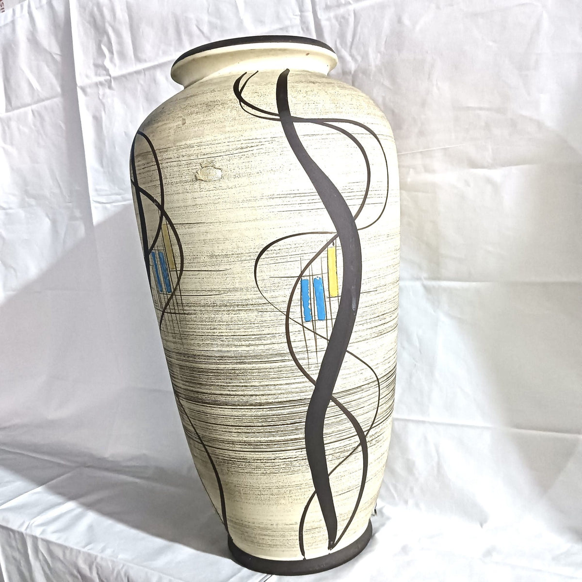 Vază din Ceramică Lucrată Manual – Ø30 × 52 cm