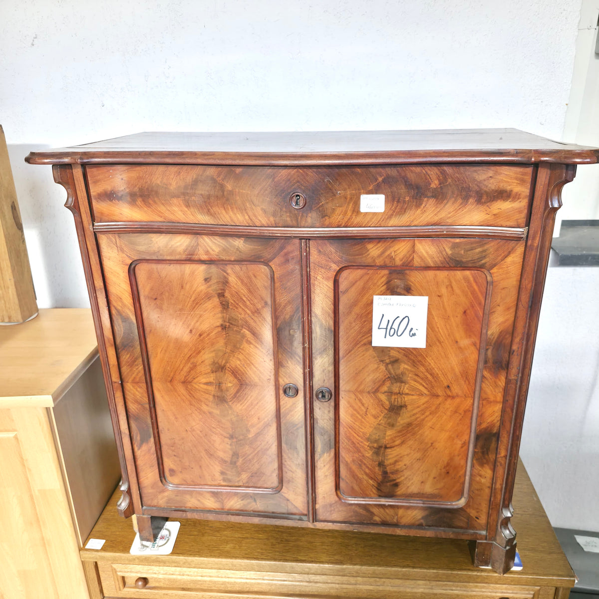 Comodă din Lemn cu 2 Uși și 1 Sertar – 87 × 43 × 82 cm